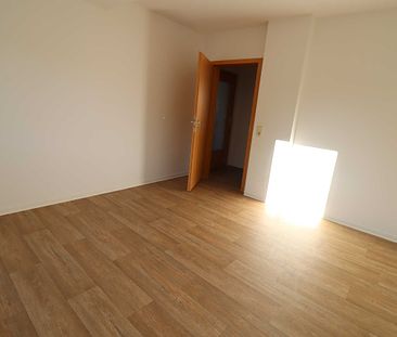 Dachgeschosswohnung in traumhafter Wohnlage - Foto 4