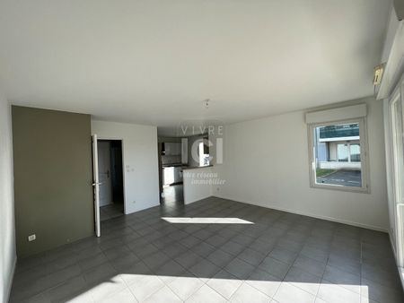 Appartement Sainte Luce Sur Loire 3 Pièce(s) 65.39m2 - Stationnement Et Terrasse - Photo 2