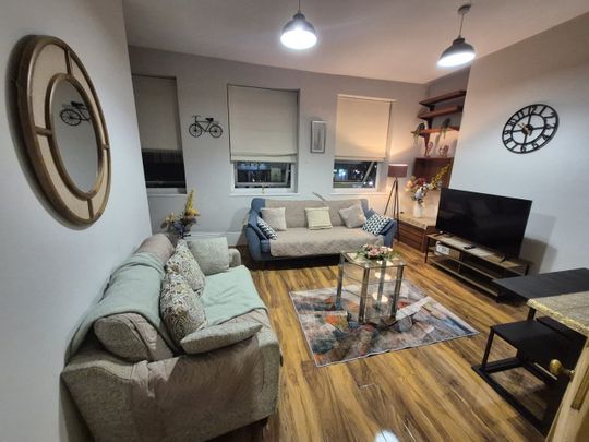 3 Bed Flat, Blackheath Hill, SE10 - Photo 1