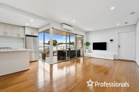 Modern 1st Floor Apartment! - Photo 2