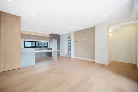 Great by the Bay - Photo 2