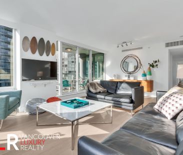 Condo in Downtown Vancouver, BC - Photo 3