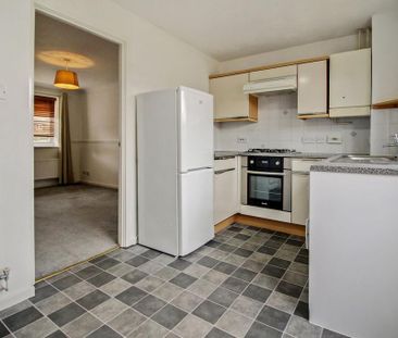 2 bedroom end of terrace house to rent - Photo 6