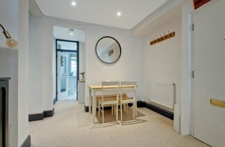 2 Bed Flat, Shannon Place, NW8 - Photo 3