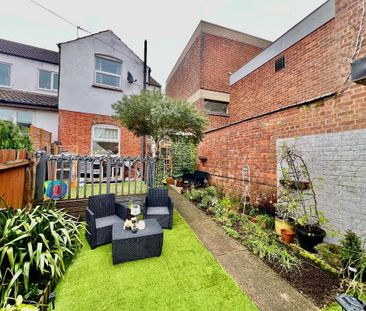 3 bedroom end of terrace house to rent - Photo 6