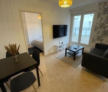 Location Appartement 2 pièces Meublé 36m² NIORT 79000 - Photo 6