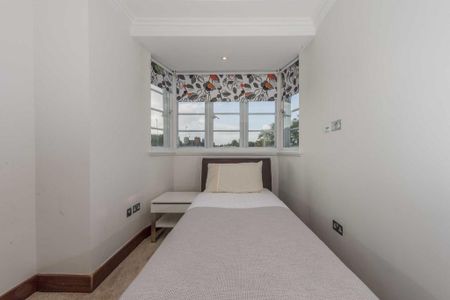 3 bedroom apartment to rent - Photo 5