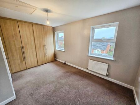 2 bedroom semi-detached house to rent - Photo 2