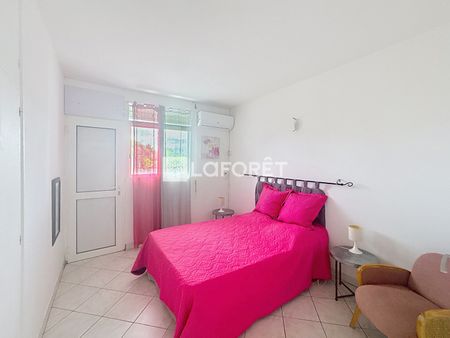 Apartment - Photo 2