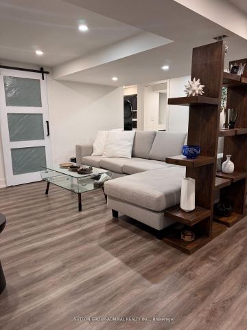 For Lease - 6 Frankfort Avenue Unit# Lower, Toronto, Ontario - Photo 2