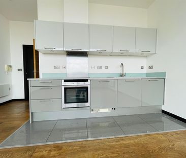 1 Bed Apartment - Photo 6