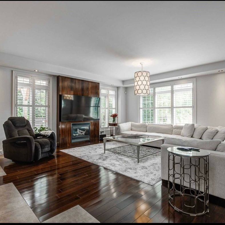 For Lease - 87 Great Lakes Boulevard, Oakville, Ontario - Photo 1