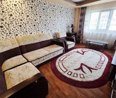 Apartament de inchiriat, 2 camere Nicolina Alte proprietati in zona... - Photo 1