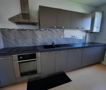 Louer appartement 4 pièces de 77 m² - Photo 3