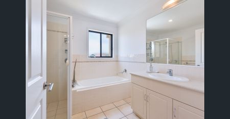 43/38 Caseys Road, Hope Island, Qld 4212 - Photo 5