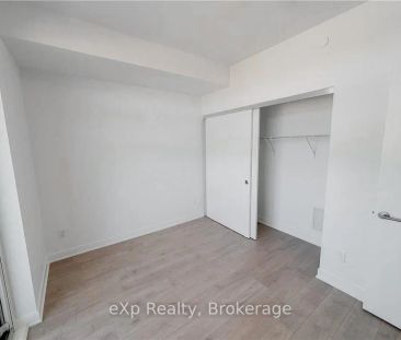 25 Wellington Street S #3611 - Photo 4