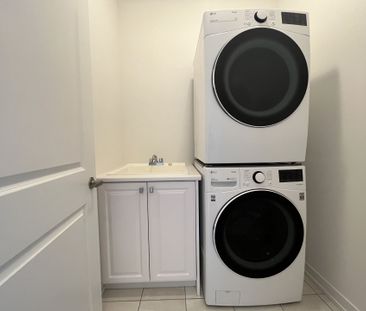 For Lease - 111 Hilts Drive, Richmond Hill, Ontario - Photo 1