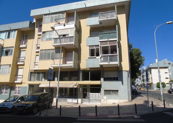 " RESERVADO " Apartamento T1 Figueirinha/Oeiras