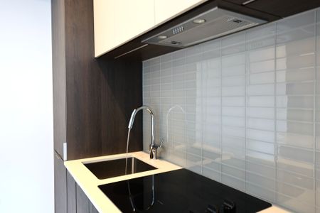 For Lease - 395 Square One Drive Unit# 2209, Mississauga, Ontario - Photo 2