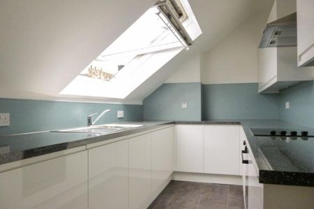 2 bedroom flat to rent - Photo 5