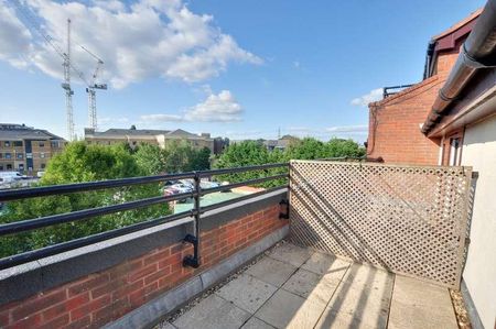 Romana Court, Sidney Road, Staines-upon-thames, Surrey, TW18 - Photo 5