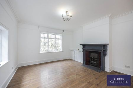 4 bedroom detached house to rent - Photo 2