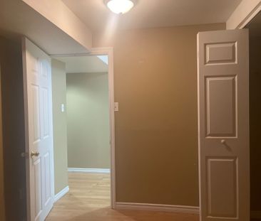 For Lease - 37 Whiteface Crescent, Brampton, Ontario - Photo 3