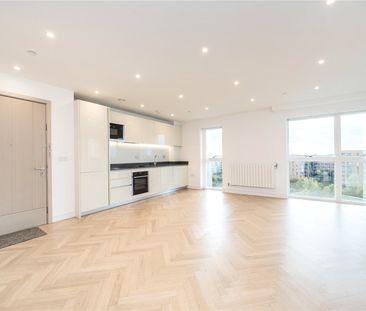 Pegler Square, Kidbrooke Village, London, SE3 9GL - Photo 6