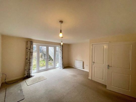 3 bedroom property to rent - Photo 1