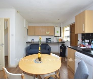 3 Bedroom Properties Burley - Photo 2