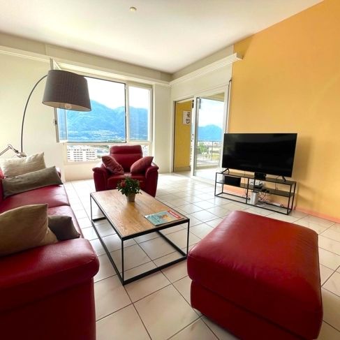 Spacious 1 room panoramic. Condominium with sauna and swimming pool - Foto 1