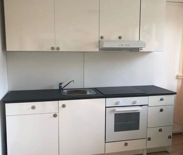 Eine kleine Wohnung zu vermieten - Photo 1