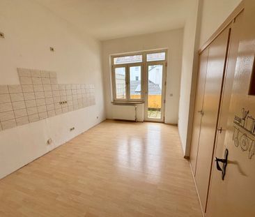 WOHNUNG MIT CHARME MIT MÖGLICHKEIT AUF GARAGE IN BESTER LAGE !!! - Photo 4