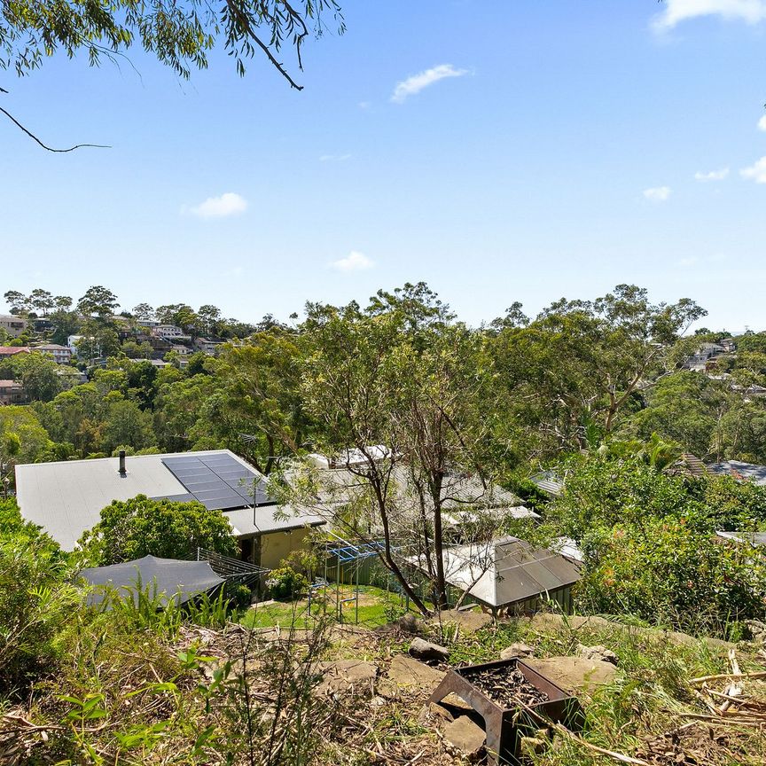 Delightful Family Home - Photo 1