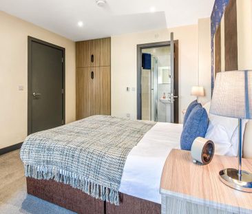 1 bedroom in a house share to rent - Photo 4