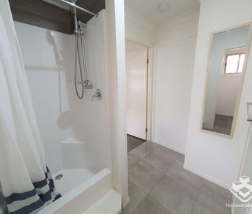 FURNISHED + ALL BILLS + WIFI INCLUDED - Photo 4