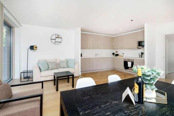 3 bedroom flat to rent - Photo 1