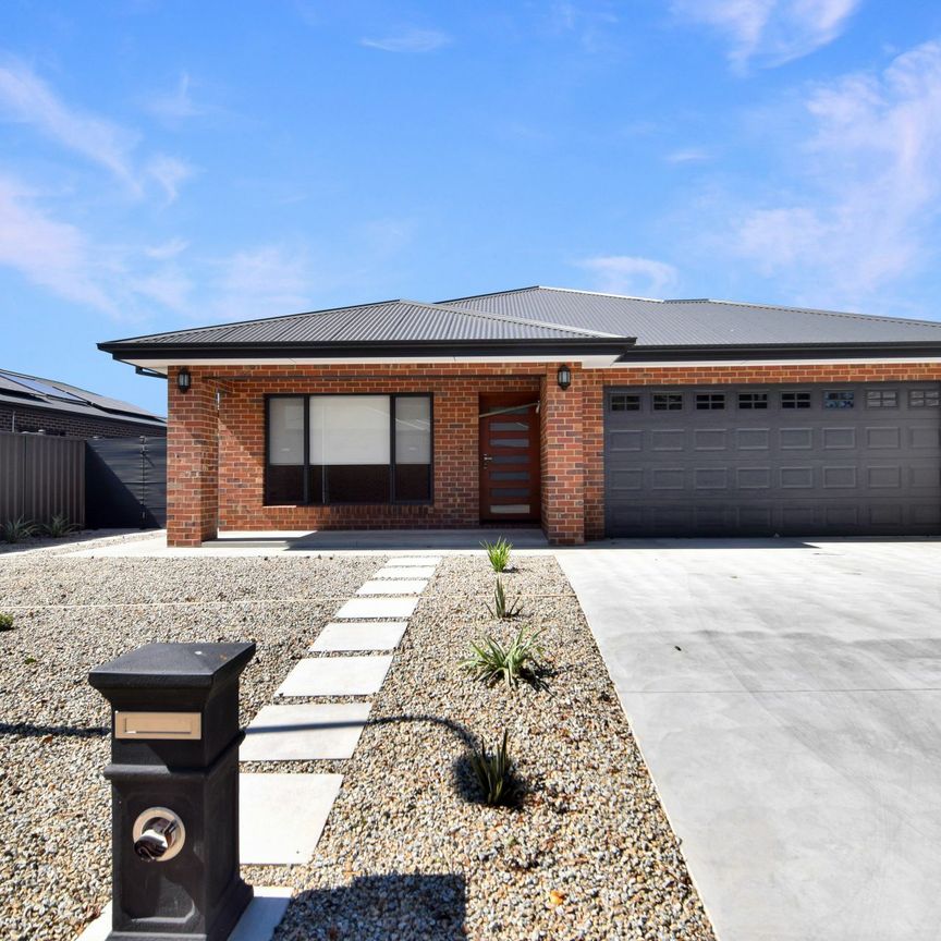 10 Lakeview Pl, Mooroopna - Photo 1