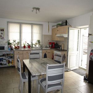 Location Maison 3 pièces 55m² - Photo 2
