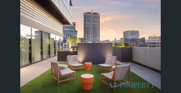 Perth Hub – Premium Apartment Living in the Heart of the CBD (Unfurnished) - Photo 1