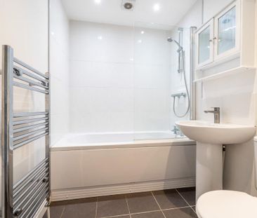 2 bedroom terraced house to rent - Photo 6