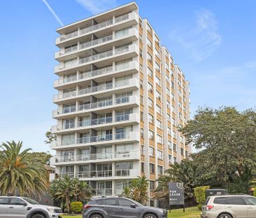 Modern Living in the Heart of Cronulla - Photo 6
