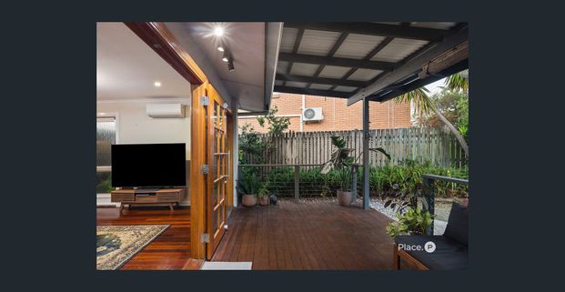 A Peaceful Cul-De-Sac Sanctuary with Modern Comforts - Photo 1