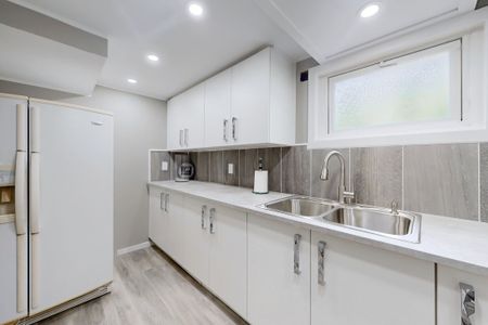 For Lease - 46 Budworth Drive, Toronto, Ontario - Photo 2