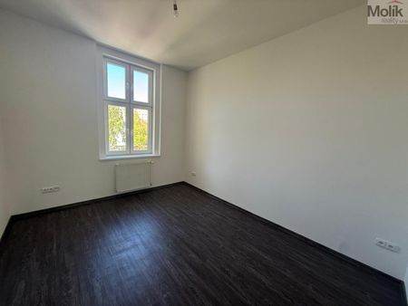 Pronájem bytu 2+1 65 m² - Photo 3
