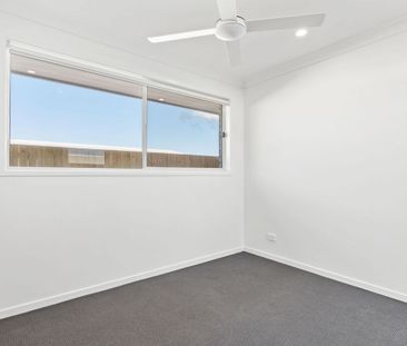 Immaculate Home - Photo 2