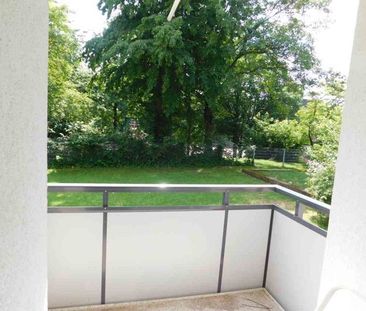 2-Zimmer-Wohnung im Erdgeschoss mit Balkon! - Photo 1