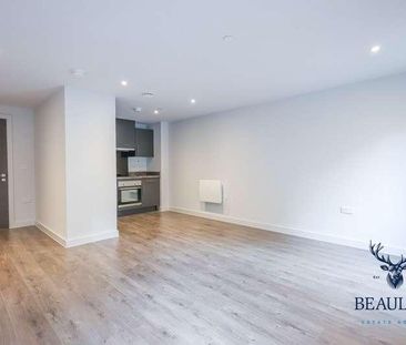 The Hive, Luton, Lu, LU1 - Photo 4