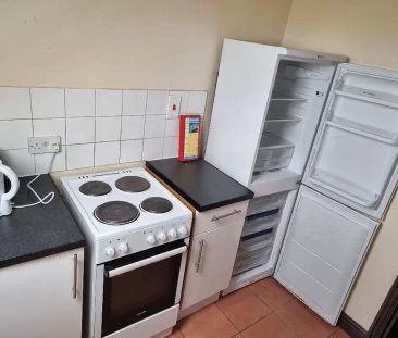 6 Bed Room - Photo 1