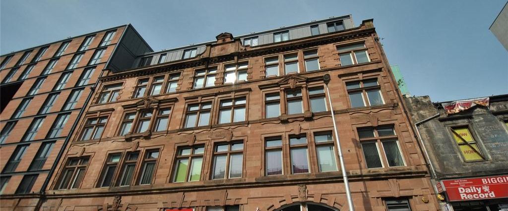 2 bedroom flat to rent - Photo 1